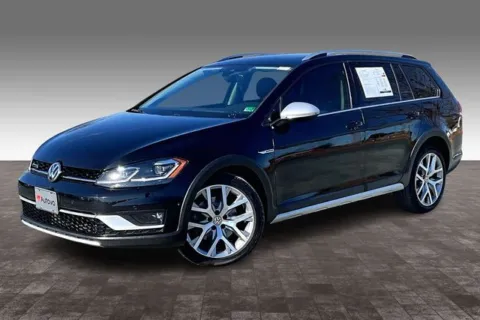 Another view of 2018 Volkswagen Golf Alltrack TSI SEL for sale in Madison Heights, VA at Autova