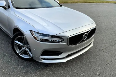More photos of 2018 Volvo S90 T5 Momentum at Autova, VA