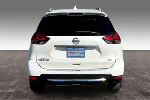More photos of 2018 Nissan Rogue SV at Autova, VA