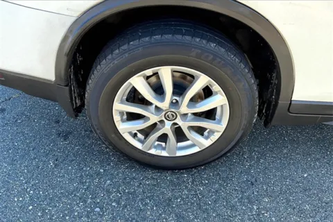 More photos of 2018 Nissan Rogue SV at Autova, VA
