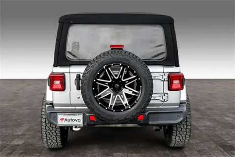More photos of 2018 Jeep Wrangler Unlimited Sahara at Autova, VA