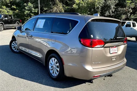 Another view of 2017 Chrysler Pacifica Touring L for sale in Madison Heights, VA at Autova