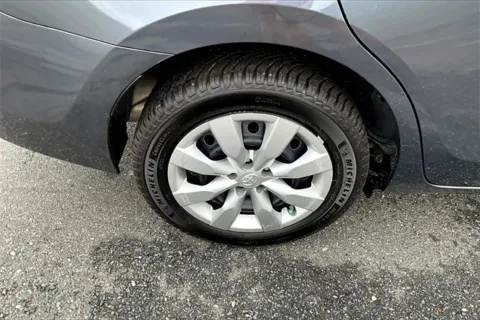More photos of 2015 Toyota Corolla LE at Autova, VA