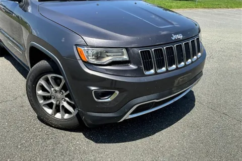 More photos of 2015 Jeep Grand Cherokee Limited at Autova, VA
