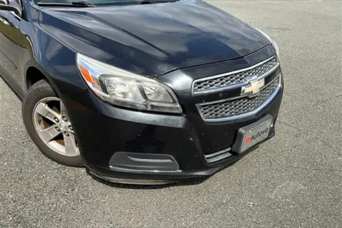 More photos of 2013 Chevrolet Malibu LS at Autova, VA