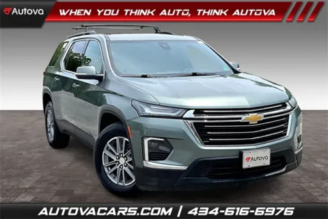Silver 2022 Chevrolet Traverse LT for sale in Madison Heights, VA