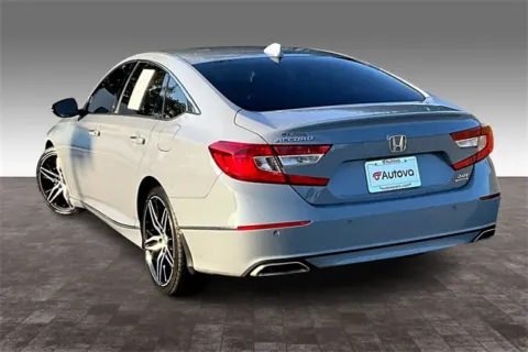 More photos of 2022 Honda Accord Touring 2.0T at Autova, VA