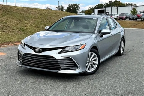 Photos of 2022 Toyota Camry LE for sale in Madison Heights, VA at Autova