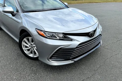 More photos of 2022 Toyota Camry LE at Autova, VA