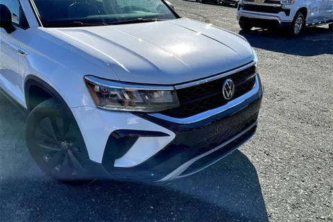 More photos of 2022 Volkswagen Taos 1.5T S at Autova, VA