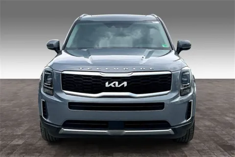 Photos of 2022 Kia Telluride S for sale in Madison Heights, VA at Autova