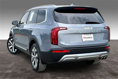 More photos of 2022 Kia Telluride S at Autova, VA