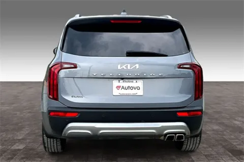 More photos of 2022 Kia Telluride S at Autova, VA