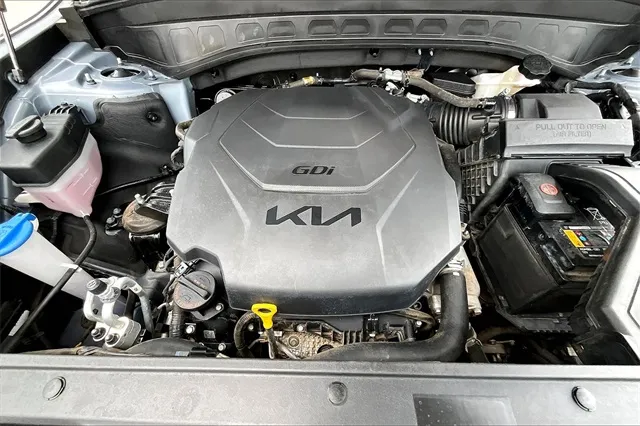 2022 Kia Telluride S photo 3