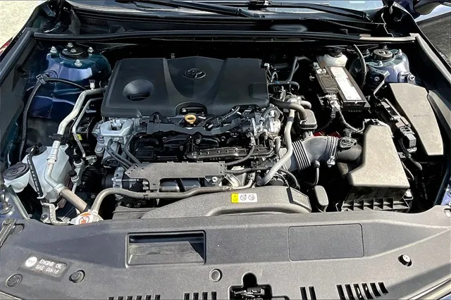 2022 Toyota Camry XSE photo 3