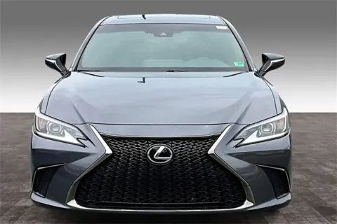 Photos of 2022 Lexus ES 350 F Sport for sale in Madison Heights, VA at Autova