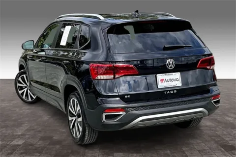 More photos of 2022 Volkswagen Taos 1.5T SE at Autova, VA
