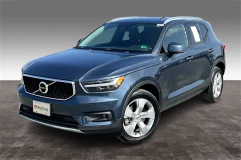 Another view of 2022 Volvo XC40 Momentum for sale in Madison Heights, VA at Autova
