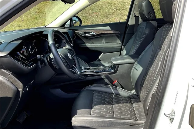 2022 Buick Envision Avenir photo 3