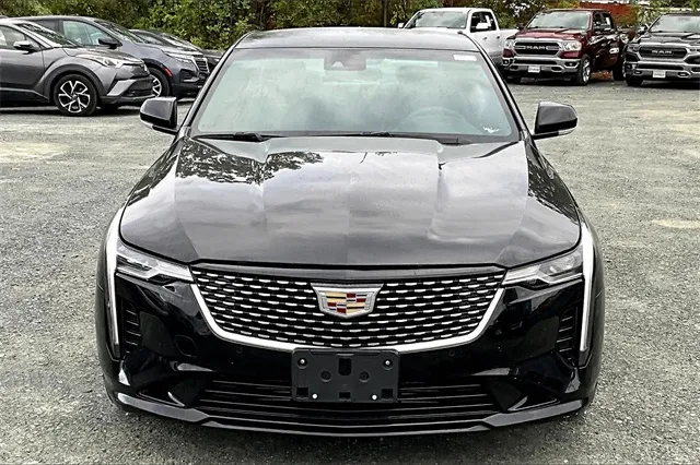 2022 Cadillac CT4 Premium Luxury photo 3