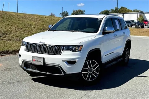 Photos of 2022 Jeep Grand Cherokee WK Limited for sale in Madison Heights, VA at Autova
