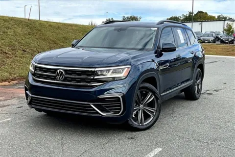 Photos of 2021 Volkswagen Atlas 3.6L V6 SE w/Technology R-Line for sale in Madison Heights, VA at Autova