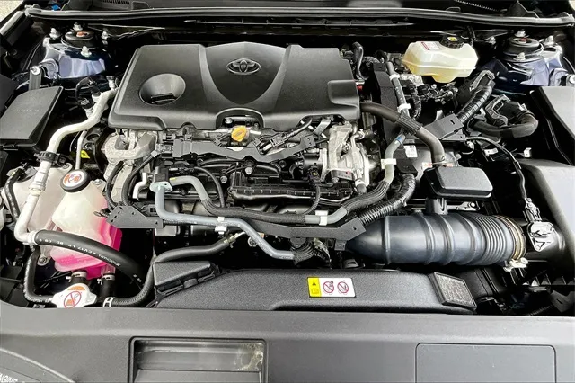 2021 Toyota Avalon Hybrid Limited photo 2