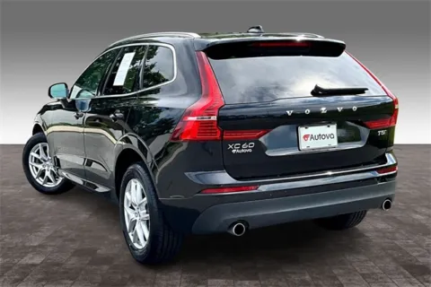 More photos of 2020 Volvo XC60 T5 Momentum at Autova, VA