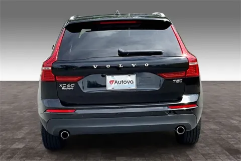 More photos of 2020 Volvo XC60 T5 Momentum at Autova, VA