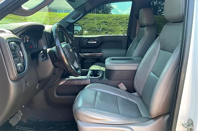2020 Chevrolet Silverado 1500 LTZ photo 4