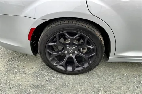 More photos of 2020 Chrysler 300 S at Autova, VA