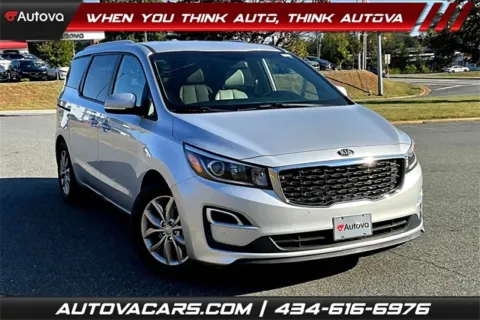 Silver 2020 Kia Sedona EX for sale in Madison Heights, VA