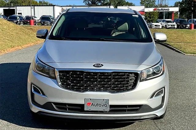 2020 Kia Sedona EX photo 3