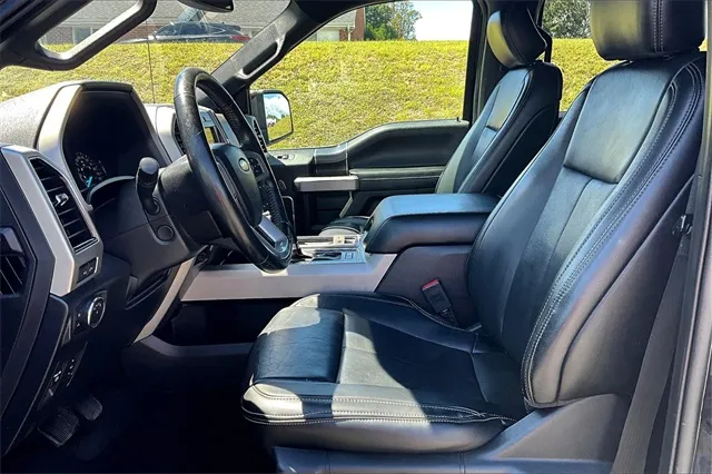 2020 Ford F-150 Lariat photo 4