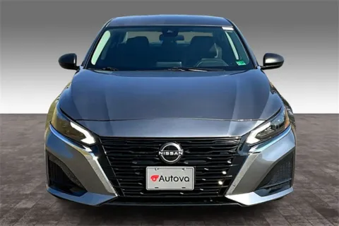 Photos of 2024 Nissan Altima 2.5 SV for sale in Madison Heights, VA at Autova