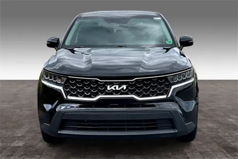 Photos of 2023 Kia Sorento LX for sale in Madison Heights, VA at Autova