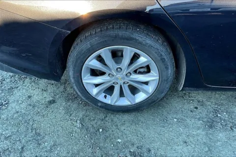 More photos of 2023 Chevrolet Malibu LT at Autova, VA