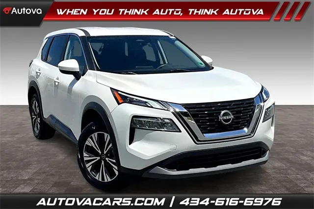 White 2023 Nissan Rogue SV for sale in Madison Heights, VA
