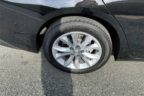 More photos of 2023 Chevrolet Malibu LT at Autova, VA