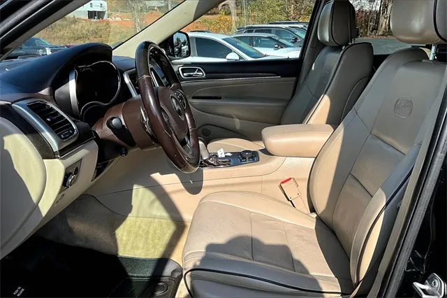 2017 Jeep Grand Cherokee Overland photo 4