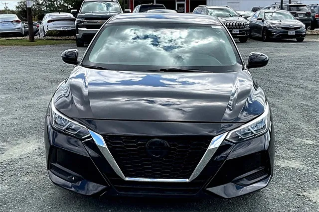 2022 Nissan Sentra SV photo 3