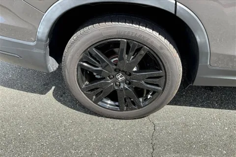 More photos of 2021 Honda Pilot Special Edition at Autova, VA
