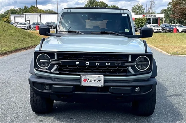 2021 Ford Bronco Base Big Bend Black Diamond Outer Banks photo 3