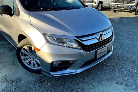 More photos of 2018 Honda Odyssey LX at Autova, VA