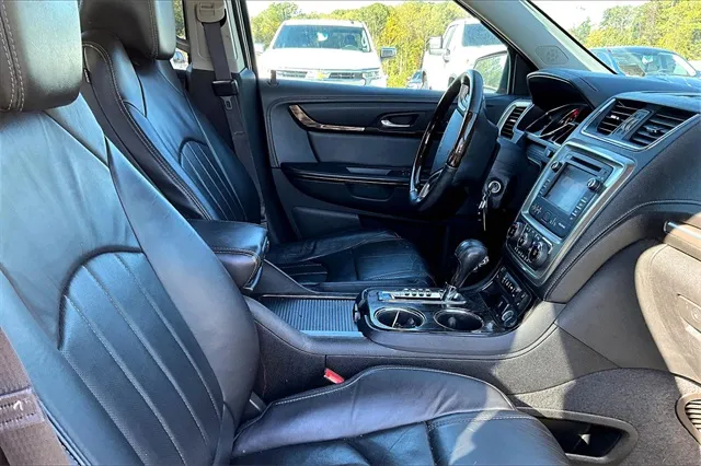 2015 Gmc Acadia Denali photo 2