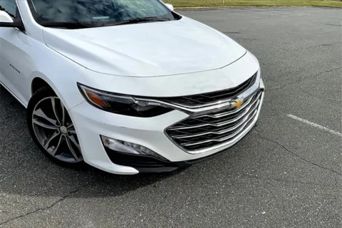 More photos of 2021 Chevrolet Malibu LT at Autova, VA