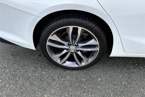 More photos of 2021 Chevrolet Malibu LT at Autova, VA