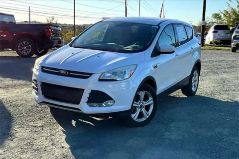 Photos of 2015 Ford Escape SE for sale in Madison Heights, VA at Autova