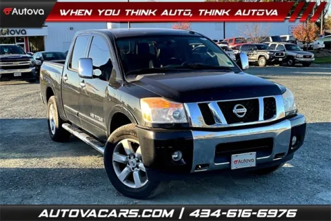 Black 2015 Nissan Titan SL for sale in Madison Heights, VA