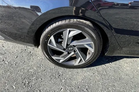 More photos of 2024 Hyundai Elantra Limited at Autova, VA